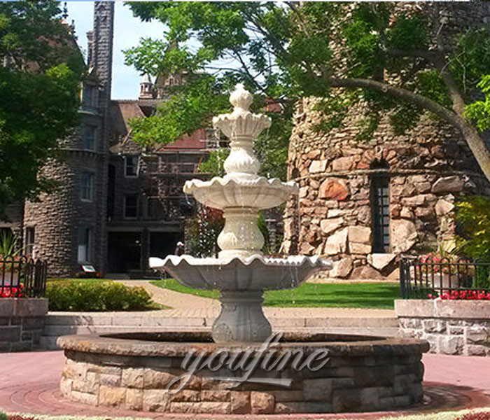 Outdoor classical 3 tiers water marble fountain in the front of the door